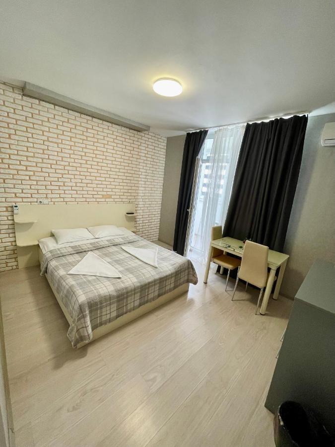 East Residence كييف المظهر الخارجي الصورة