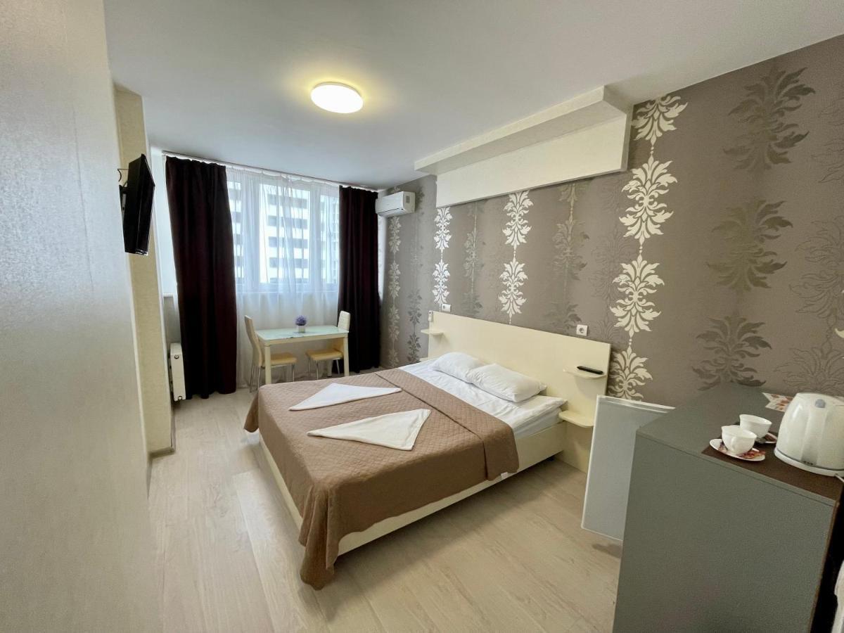 East Residence كييف المظهر الخارجي الصورة