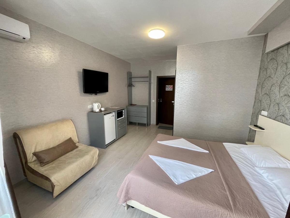 East Residence كييف المظهر الخارجي الصورة
