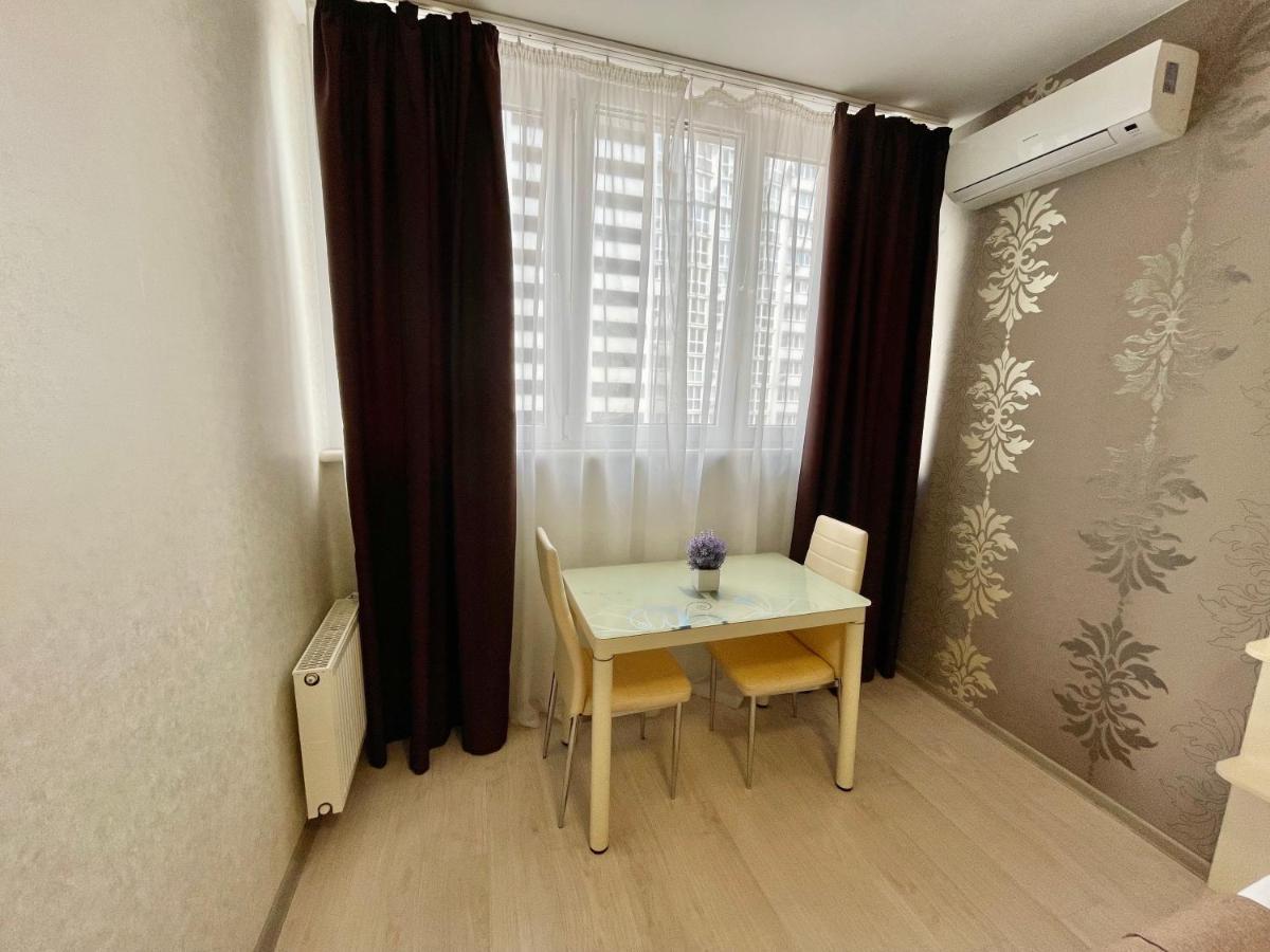 East Residence كييف المظهر الخارجي الصورة